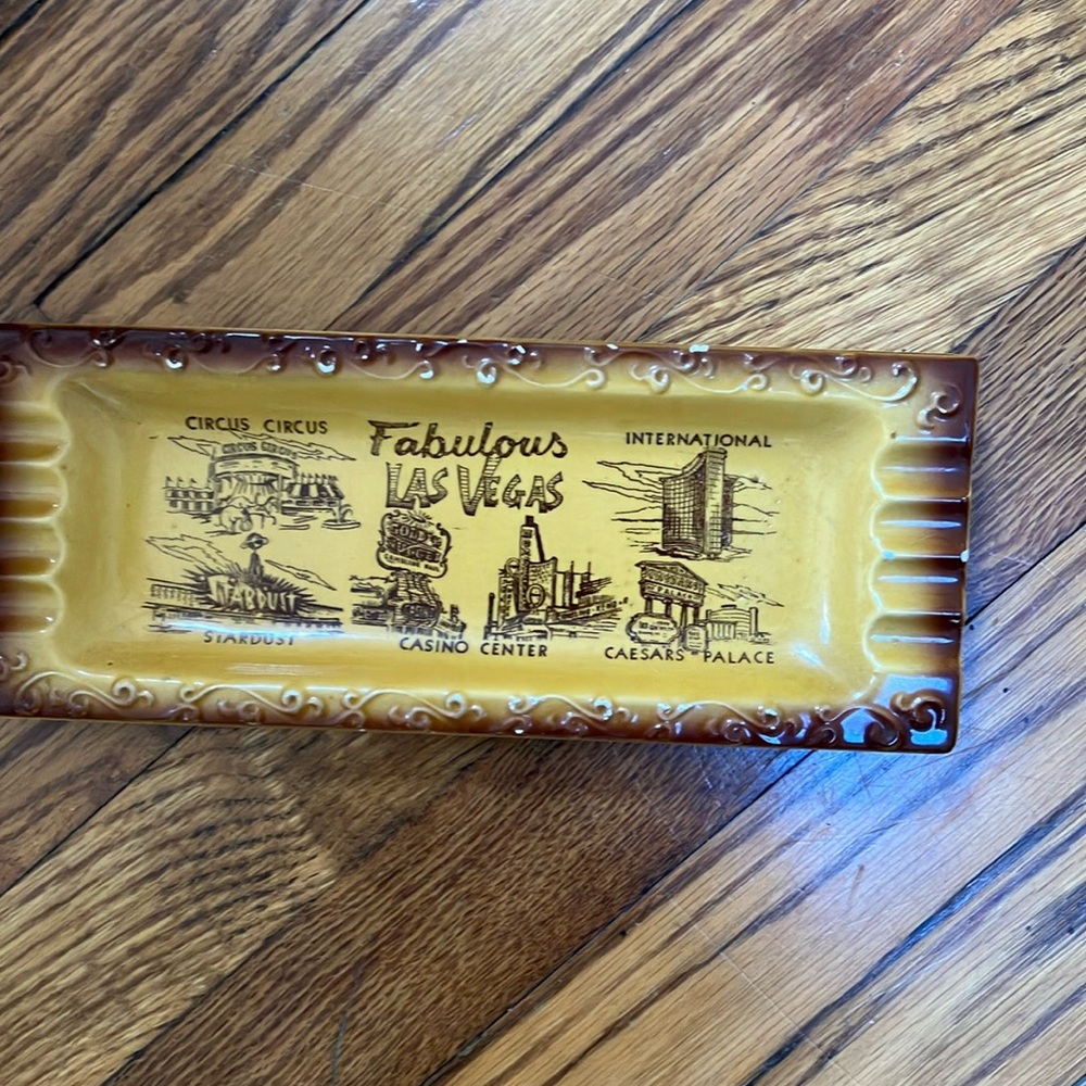 Vintage Las Vegas ceramic Ashtray